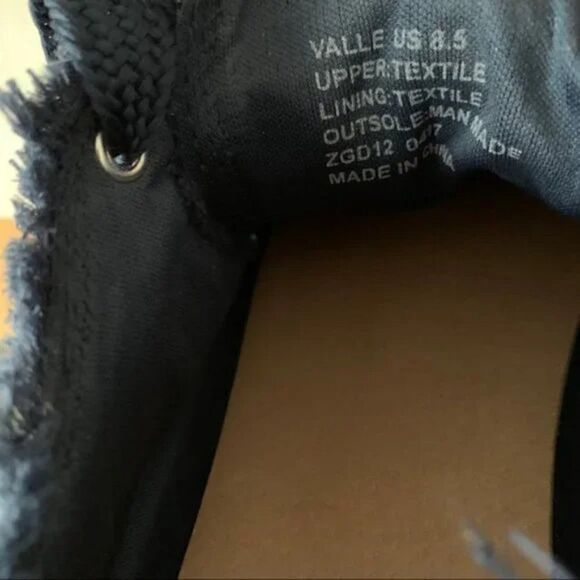 Bebe Sport Blue Satin Embroidered Flower Sneakers size 8.5 - Picture 3 of 5